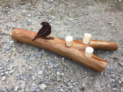 centerpiece-branch-with-bird-and-3-votives